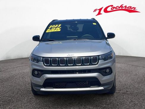 Used 2023 Jeep Compass Limited AWD/4WD image 12