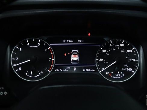 Certified 2025 Nissan Rogue SV image 24