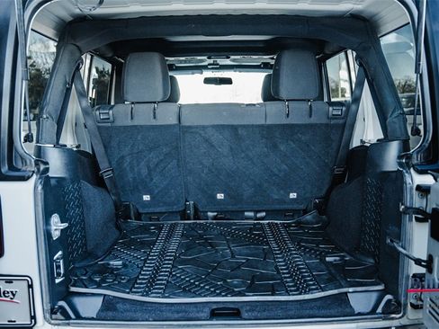 Used 2016 Jeep Wrangler Unlimited Sport w/ Quick Order Package 24S image 12