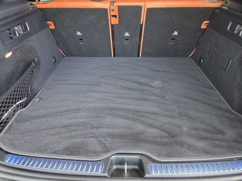 Certified 2023 Mercedes-Benz GLC 300 4MATIC w/ Exclusive Trim Package image 18