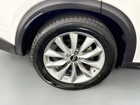 Used 2021 INFINITI QX50 Luxe FWD image 33