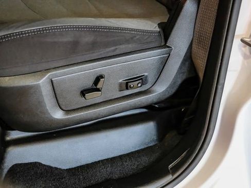 Used 2022 RAM 3500 Big Horn w/ Level A Equipment Group image 35