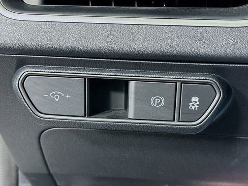 Used 2025 Kia K4 LXS image 17