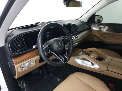 Used 2024 Mercedes-Benz GLE 450e 4MATIC image 9