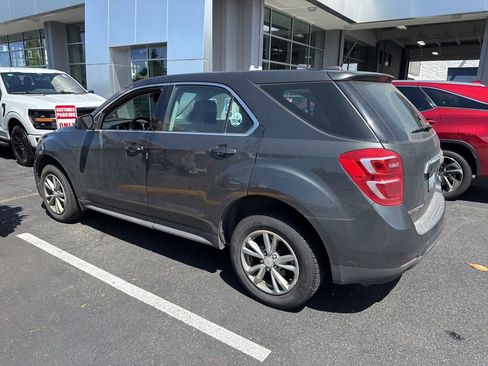 Used 2017 Chevrolet Equinox LS AWD/4WD image 10