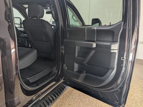 Used 2018 Ford F150 XLT w/ Equipment Group 301A Mid AWD/4WD image 15