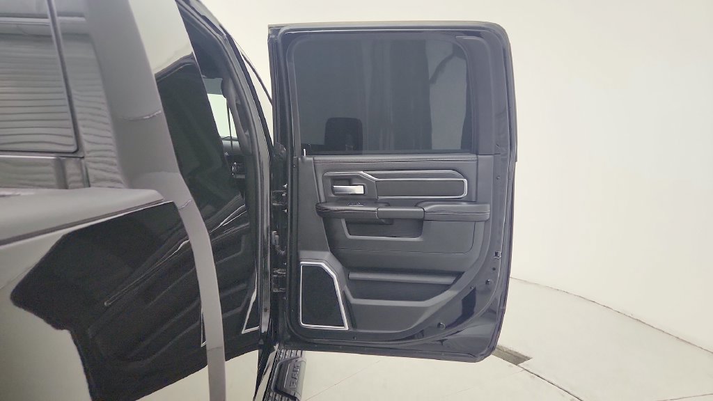 Used 2024 RAM 2500 Laramie w/ Night Edition AWD/4WD image 26
