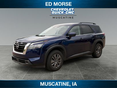 Used 2025 Nissan Pathfinder SV