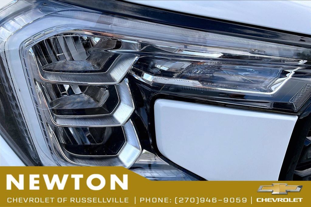 Used 2023 GMC Terrain SLE w/ Driver Convenience Package AWD/4WD image 28