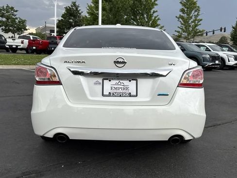 Used 2014 Nissan Altima 2.5 SV FWD image 19