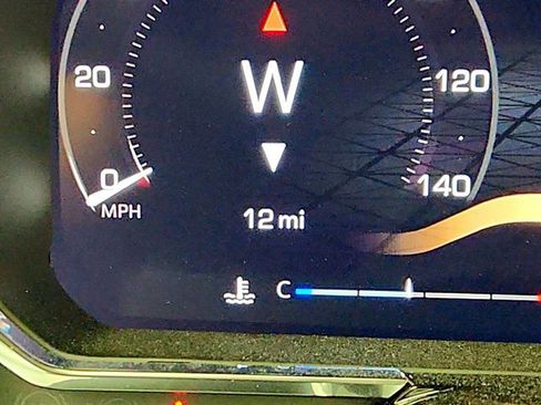 Used 2026 GMC Sierra 1500 SLT image 14