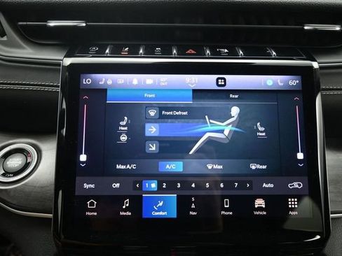 Used 2021 Jeep Grand Cherokee L Limited AWD/4WD image 23