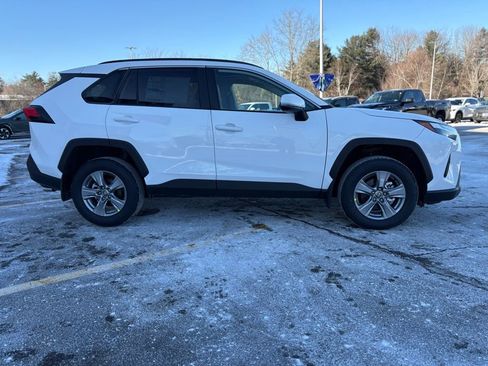 New 2025 Toyota RAV4 XLE image 9