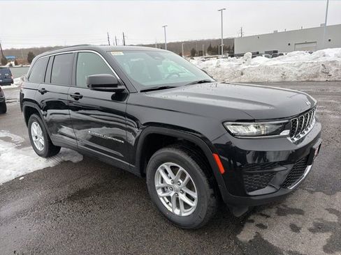 New 2026 Jeep Grand Cherokee Laredo X image 1