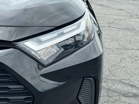 Used 2024 Toyota RAV4 XLE FWD image 13