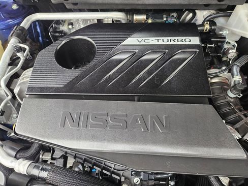 Used 2023 Nissan Rogue SV FWD image 32
