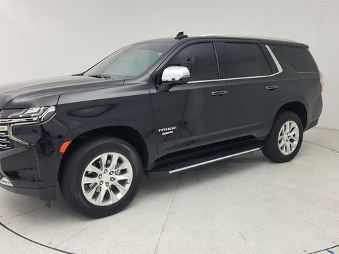 Used 2024 Chevrolet Tahoe Premier w/ Premium Package RWD image 15