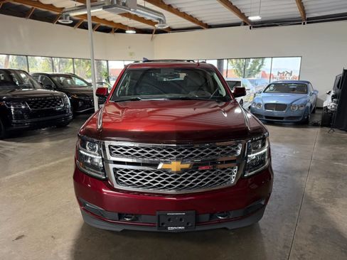 Used 2018 Chevrolet Tahoe LT w/ LT Signature Package RWD image 4