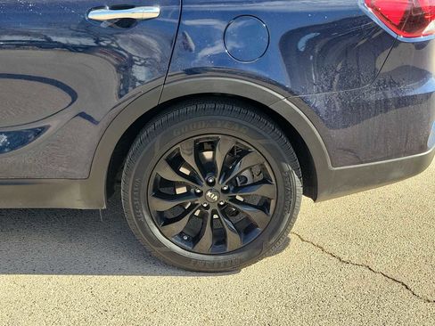 Used 2020 Kia Sorento EX image 8