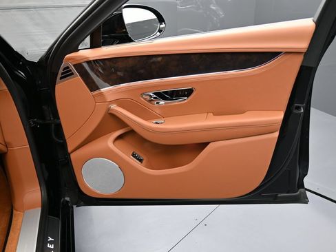 New 2026 Bentley Flying Spur Plug-In Hybrid AWD/4WD image 27