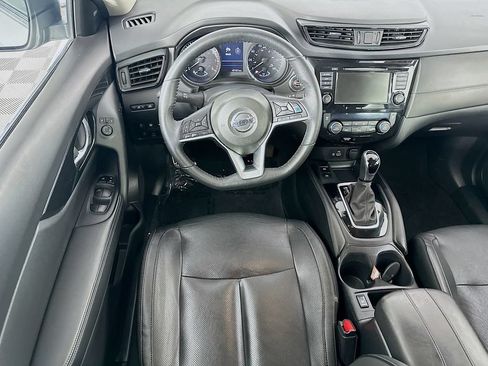 Used 2020 Nissan Rogue SL AWD/4WD image 29