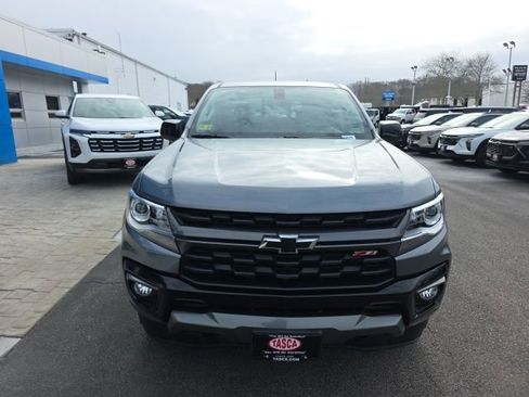 Used 2021 Chevrolet Colorado Z71 image 2