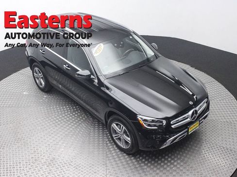 Used 2021 Mercedes-Benz GLC 300 4MATIC w/ Multimedia Package image 3