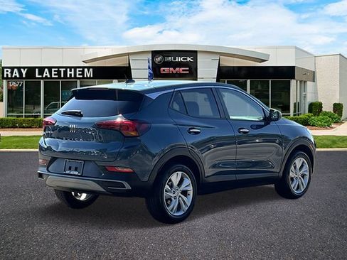 Used 2024 Buick Encore GX Preferred w/ Comfort Package FWD image 5
