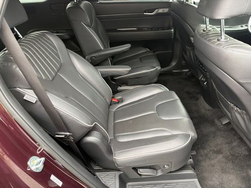 Used 2023 Hyundai Palisade Limited FWD image 15