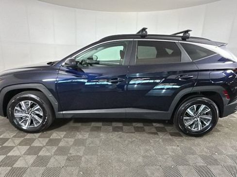 Used 2024 Hyundai Tucson Blue AWD/4WD image 5