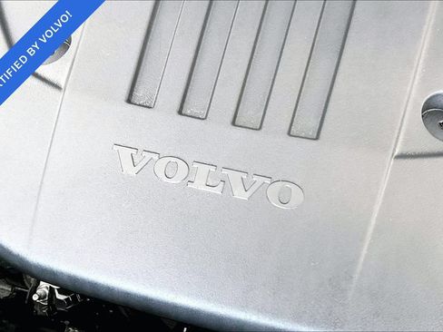 Certified 2026 Volvo XC60 B5 Plus AWD/4WD image 43