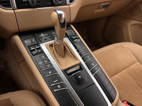 Used 2016 Porsche Macan S AWD/4WD image 22