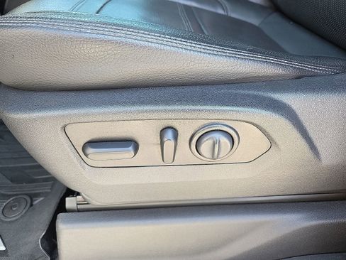 Used 2019 GMC Sierra 1500 Denali w/ Denali Ultimate Package image 14