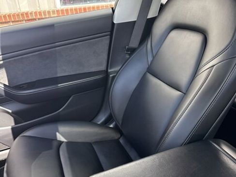 Used 2018 Tesla Model 3 Long Range image 18