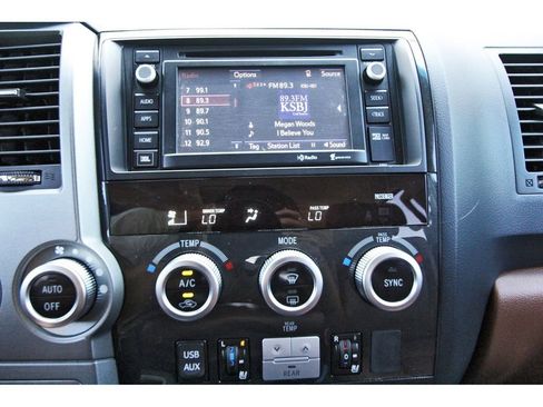 Used 2014 Toyota Sequoia Platinum AWD/4WD image 22