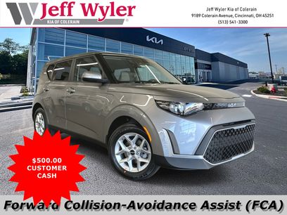 New 2025 Kia Soul LX