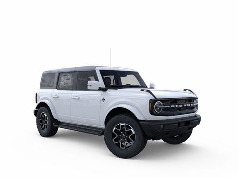 New 2025 Ford Bronco Outer Banks image 2