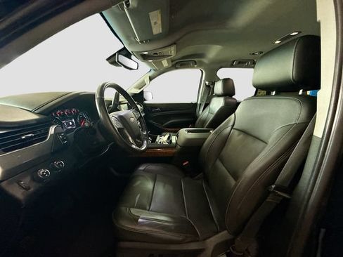 Used 2018 Chevrolet Tahoe Premier AWD/4WD image 23