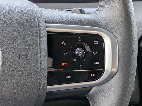 New 2026 Nissan Armada SL w/ Captain's Chari Seat Package image 26