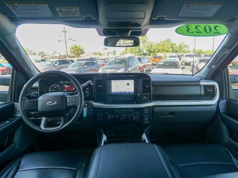 Used 2023 Ford F350 XLT AWD/4WD image 15