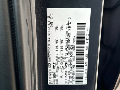 Used 2025 Toyota Tacoma SR5 RWD image 39