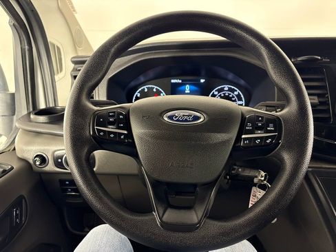 Used 2024 Ford Transit 350 XLT RWD image 22
