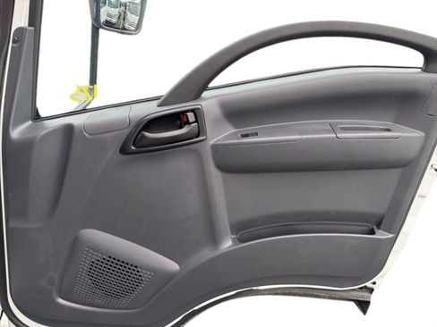 New 2025 Chevrolet Low Cab Forward RWD image 15