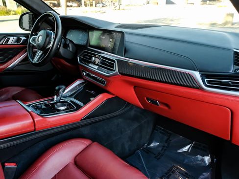 Used 2021 BMW X6 M w/ Competition Package image 15