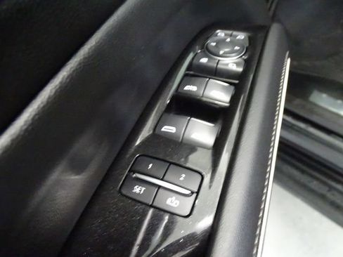 Certified 2024 Cadillac Escalade Premium Luxury w/ LPO, Floor Liner Package AWD/4WD image 11