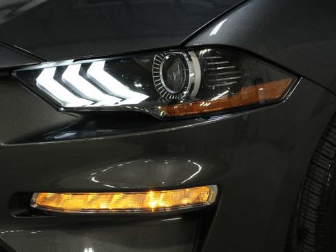 Used 2020 Ford Mustang Coupe image 34