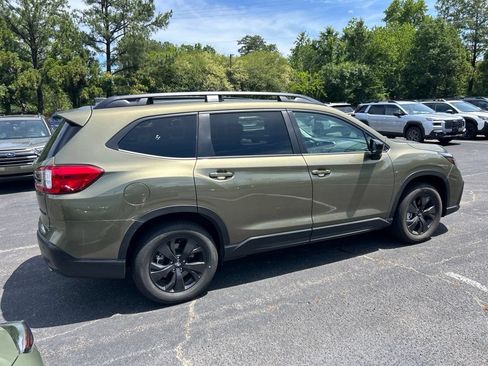 Used 2026 Subaru Ascent Premium AWD/4WD image 3