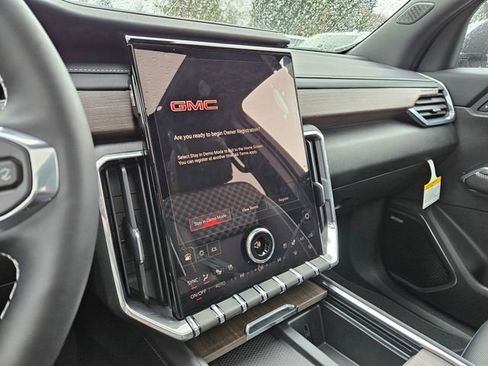 New 2026 GMC Acadia Denali w/ Super Cruise Package image 24