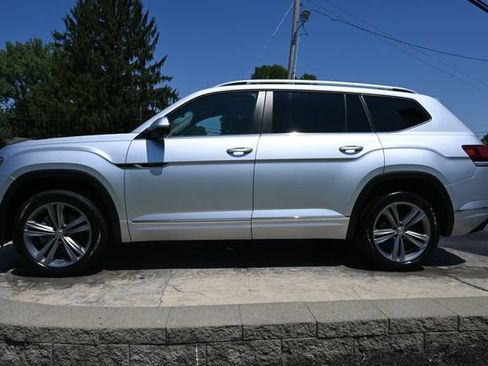 Used 2018 Volkswagen Atlas SE w/ R-Line Package AWD/4WD image 8