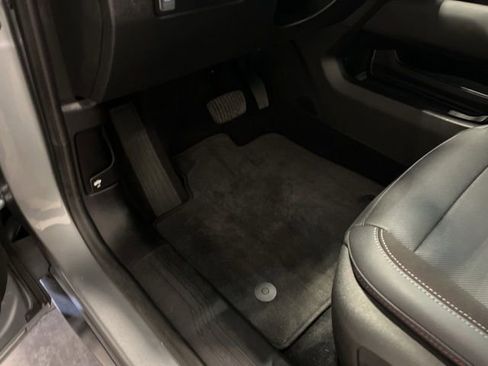 Used 2025 Chevrolet Equinox EV RS w/ LPO, All-Weather Mat Package FWD image 10